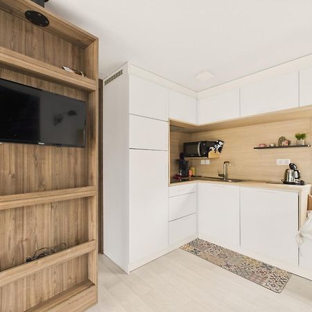 La Parée Preneau Joli Chalet Pour 6, Residence Avec Piscine מראה חיצוני תמונה